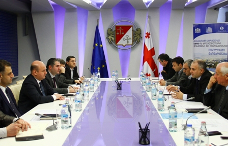 ფინანსთა მინისტრი  ნავთობპროდუქტების იმპორტიორთა ასოციაციის წევრებს შეხვდა