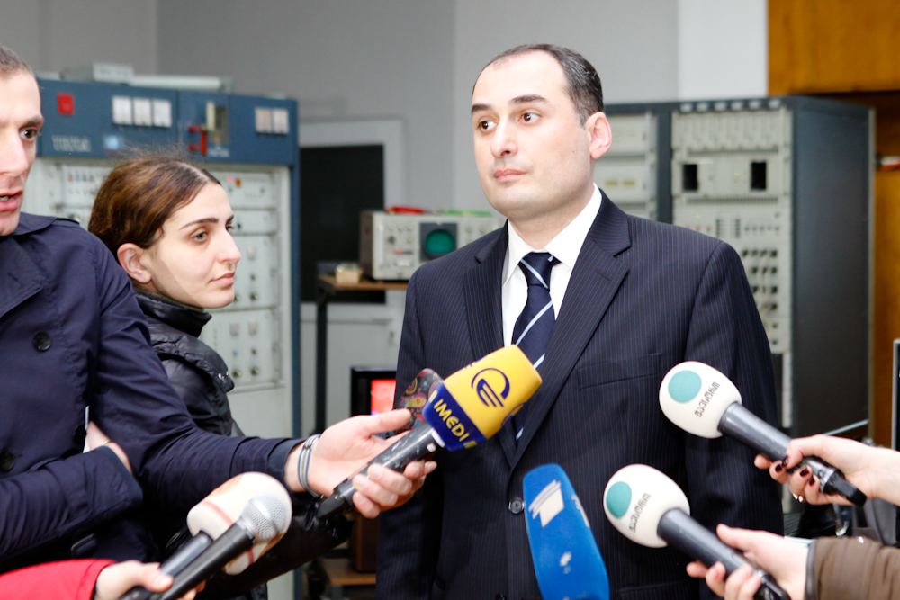 დიმიტრი ქუმსიშვილი ციფრული საეთერო მაუწყებლობის ქსელში საცდელ გაშვებას დაესწრო