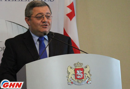 პარლამენტის თავმჯდომარემ საკონსტიტუციო კომისიის სარედაქციო ჯგუფთან სამუშაო შეხვედრა გამართა