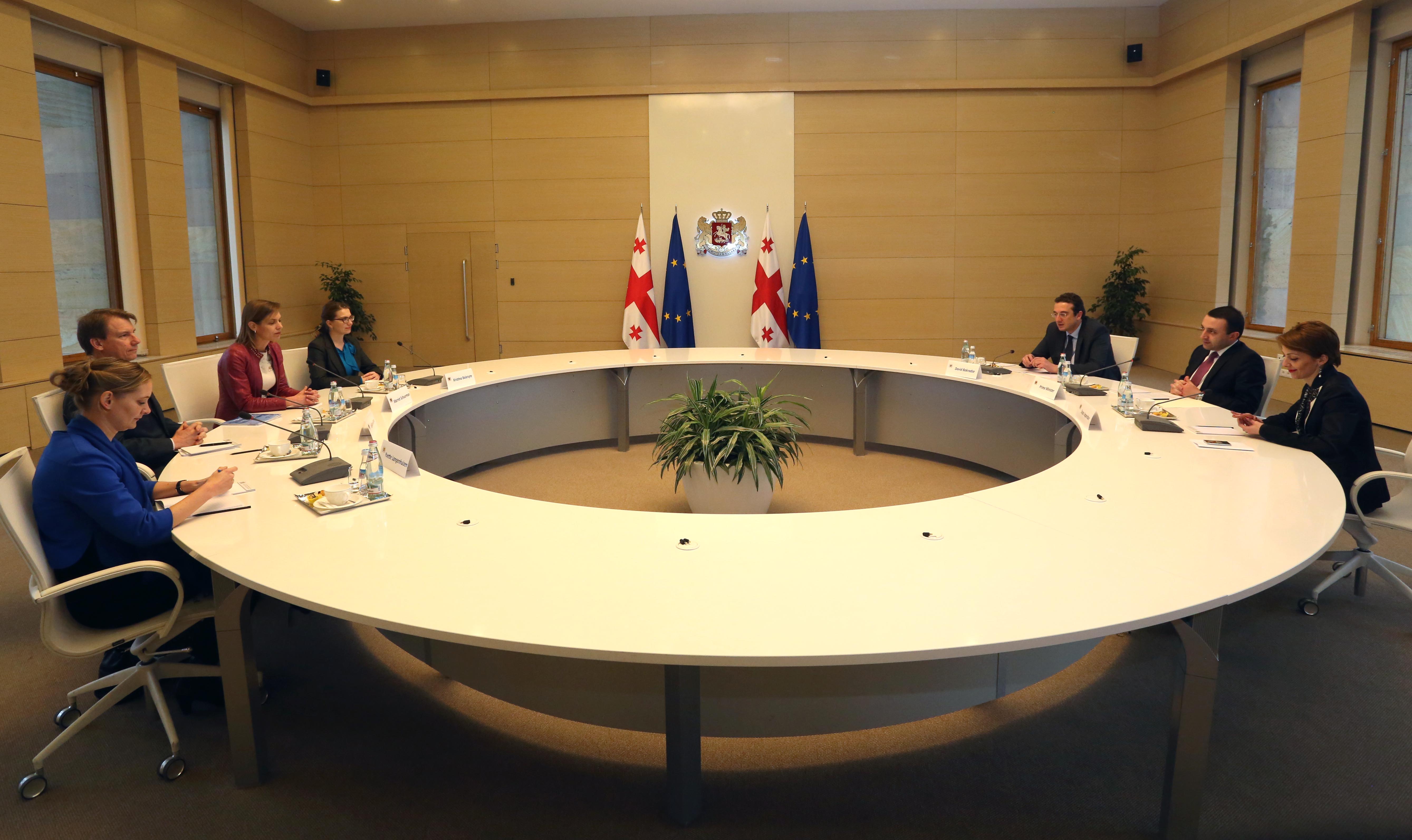 უსაფრთხოების სფეროში ქალთა ჩართულობის გაზრდა იყო ირაკლი ღარიბაშვილისა და მარიეტ  შურმანის შეხვედრის ერთ-ერთი ძირითადი თემა 