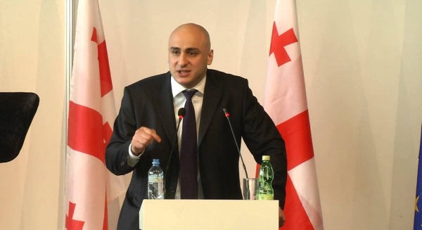 ნიკა მელია გურჯაანში განვითარებულ მოვლენებზე პასუხისმგებლობას ივანიშვილს და ღარიბაშვილს აკისრებს