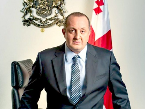 საქართველოს პრეზიდენტი ავლაბრის რეზიდენციის დატოვებას არ აპირებს