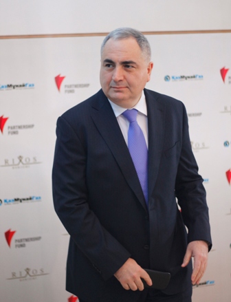 ირაკლი კოვზანაძე სეულში სუვერენული ფონდების აზიის სამიტში მონაწილეობს
