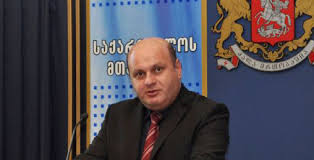 ნოდარ ხადური: პრემიერს მინისტრების შესაცვლელად არავისთან შეთანხმება არ სჭირდება