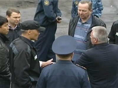რუსულ კოლონიაში პატიმრებმა მასობრივი უწესრიგობები მოაწყვეს