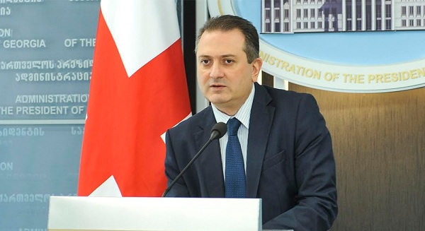  თენგიზ ფხალაძე: პრეზიდენტის, პრემიერის, პარლამენტის თავმჯდომარის ერთობლივი წერილი უაღრესად მისასალმებელი პრეცედენტია