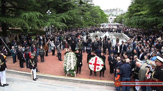 თავდაცვის მინისტრმა ვეტერანებს გამარჯვების დღე მიულოცა