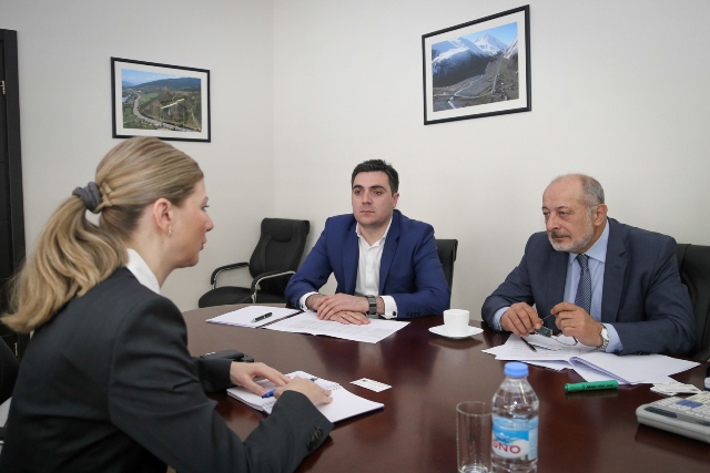 ნოდარ ჯავახიშვილი საქართველოში ევროპის საინვესტიციო ბანკის წარმომადგენელს შეხვდა