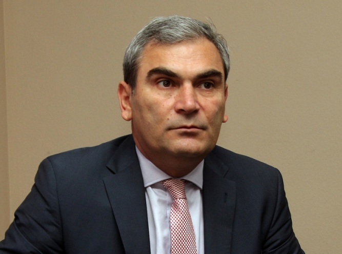 პარლამენტში გარემოს დაცვის მინისტრს ელიან