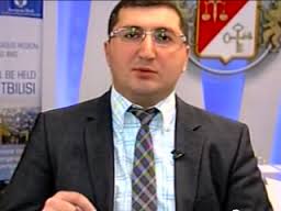 ხადურის მოადგილე საპარლამენტო უმცირესობის კითხვებს უპასუხებს
