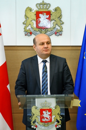 ფინანსთა სამინისტროს სისტემის სამსახურებრივი ავტომანქანები მინისტრის ბრძანებით დროებით გაჩერებულია
