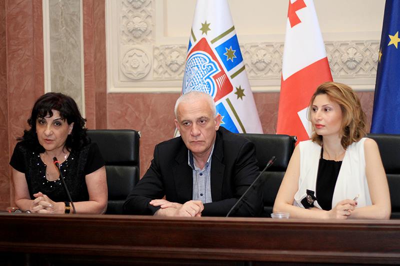 საკრებულოში თბილისის აეროპორტისთვის შოთა რუსთაველის სახელის მინიჭების თაობაზე იმსჯელეს 