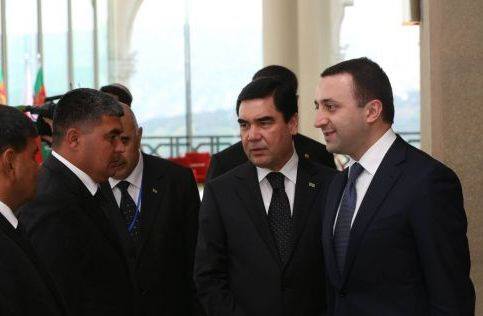პრემიერ-მინისტრმა თურქმენეთის პრეზიდენტს ოფიციალურ სადილზე უმასპინძლა