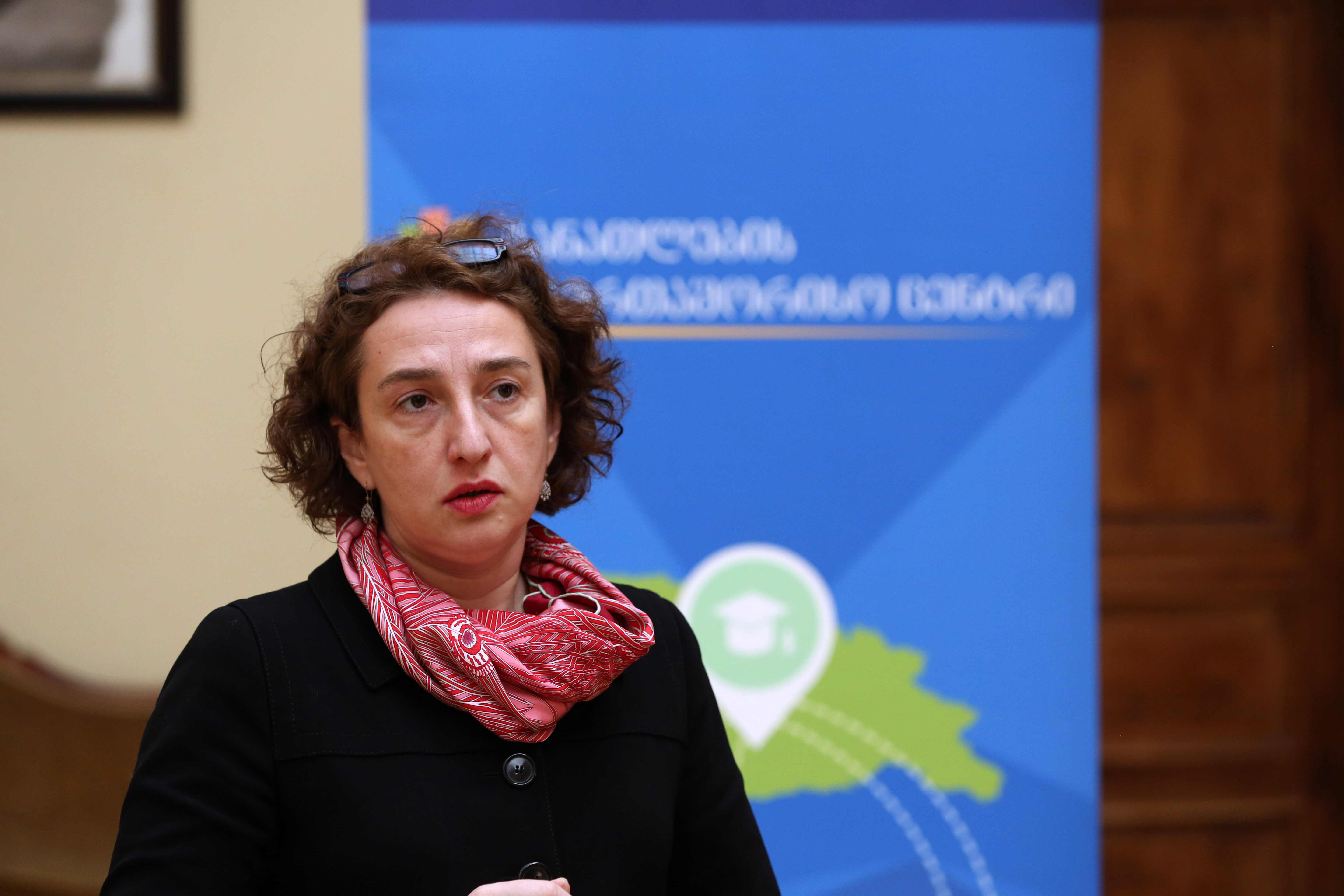 ჭელიძე: საჯარო მოხელეთა სკოლა ყოველწიურად  1 200-1 400 საჯარო მოხელეს გადაამზადებს 
