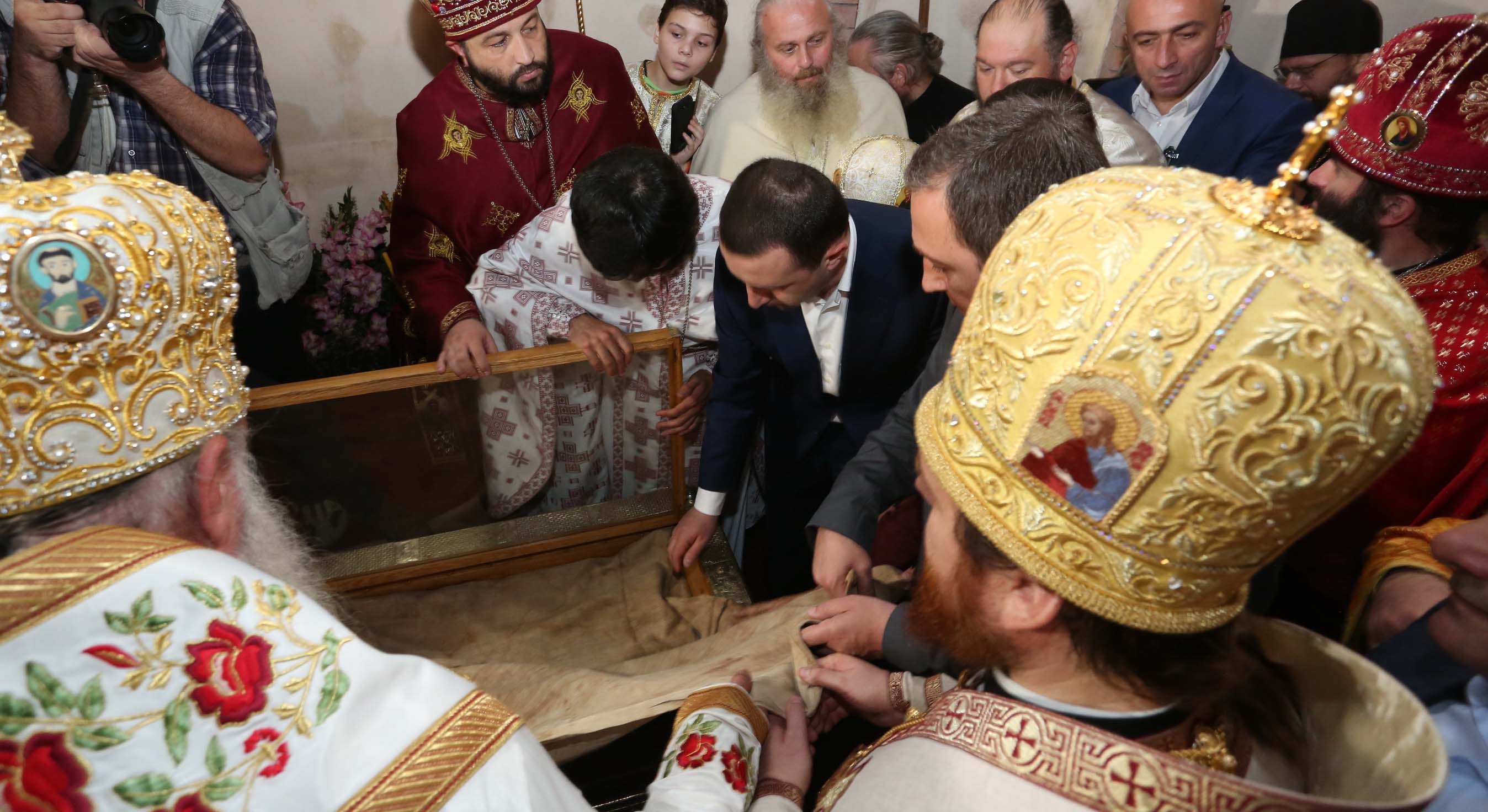 პრემიერი: ჩვენ ერთ დღეს შევალთ აფხაზეთში და ჩვენს დებთან და ძმებთან ერთად ვიზეიმებს „ვლაქერნობას”