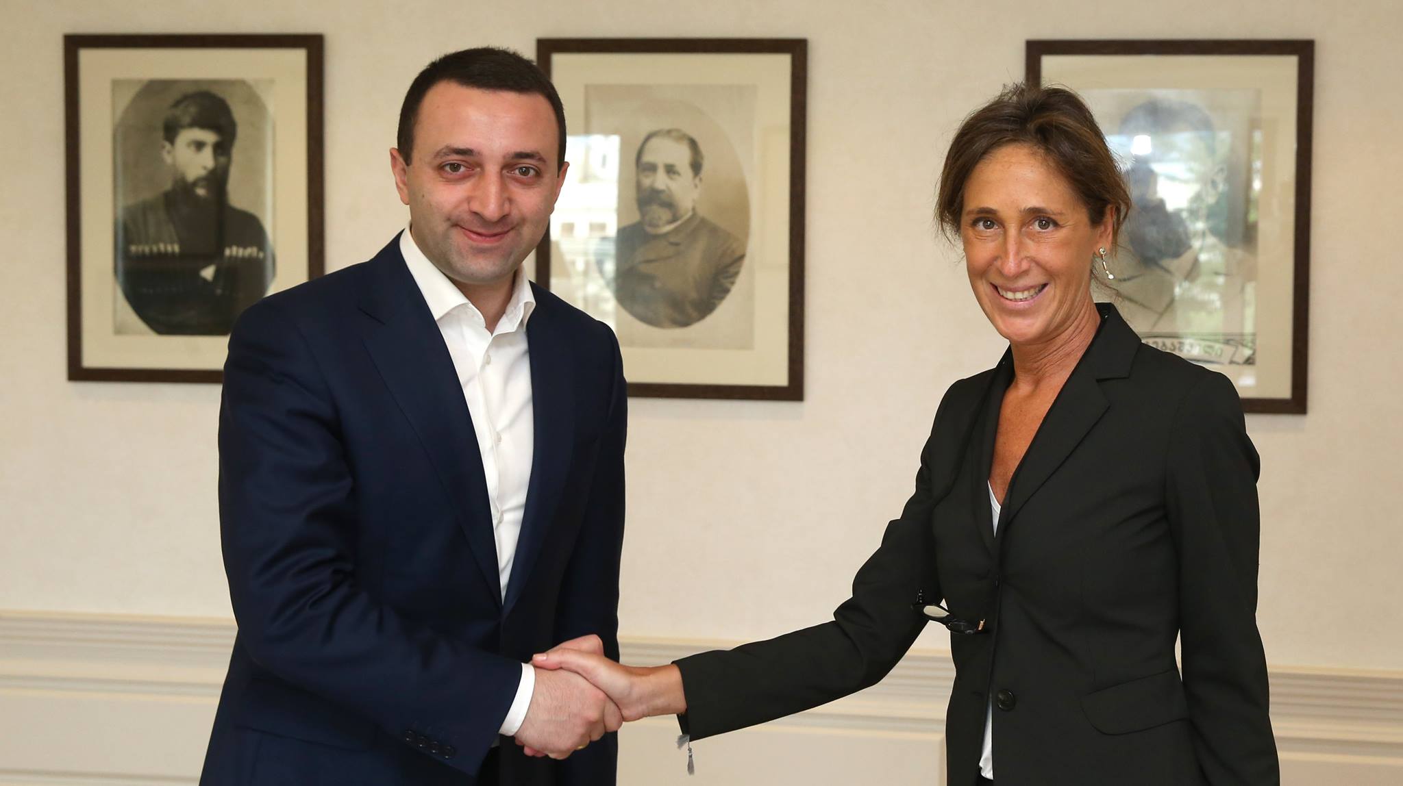 პრემიერ–მინისტრმა იტალიის ელჩთან გამოსამშვიდობებელი შეხვედრა გამართა