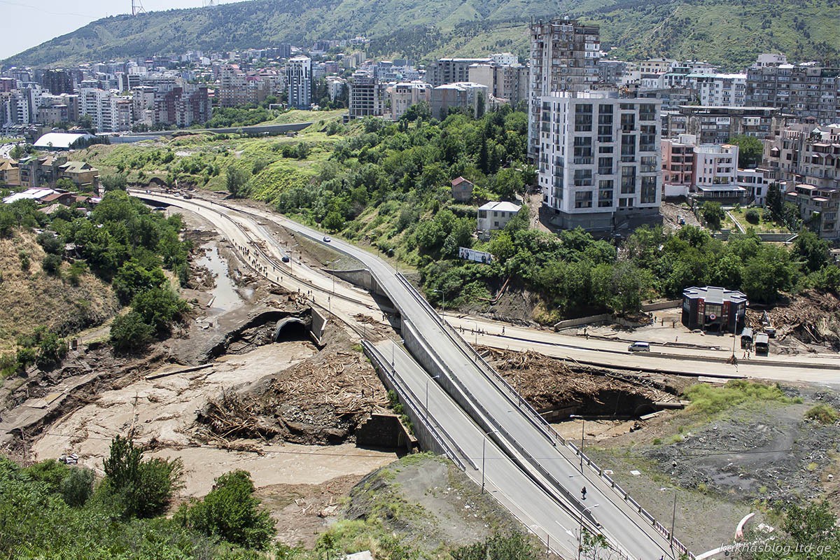 გიგა ბათიაშვილი: ახალი გზის დროებით აღდგენა სექტემბრამდე უნდა მოხდეს