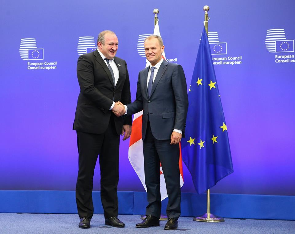 საქართველოში ხვალ, დონალდ ტუსკს ელოდებიან