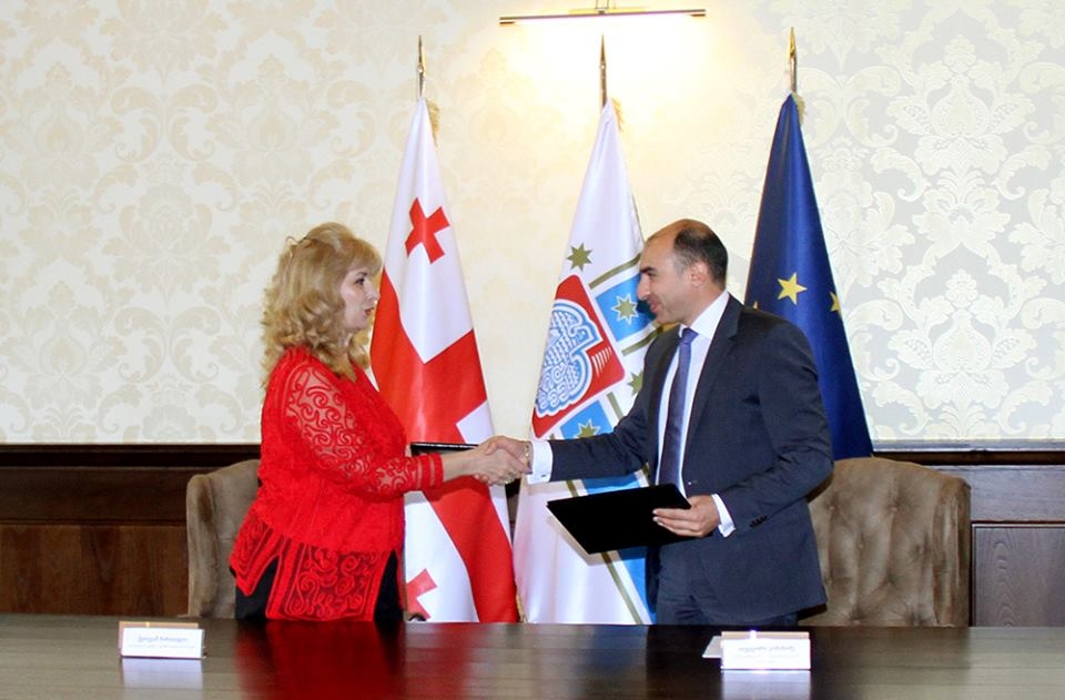 თბილისის  საკრებულოში არასამთავრობოებთან მემორანდუმი გაფორმდა