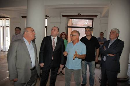 ილია ჭავჭავაძის დრამატული თეატრის სარეაბილიტაციო სამუშაოები აქტიურად მიმდინარეობს 