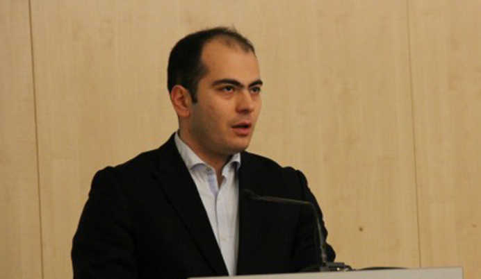 კანდელაკი: უმრავლესობის რეზოლუციის პროექტი არის უბრალოდ რაღაც სადღეგრძელო