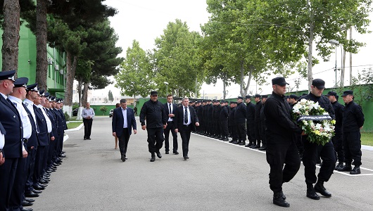 კახა კახიშვილმა ომში დაღუპული სპეცრაზმელების ოჯახის წევრებს საჩუქრები გადასცა