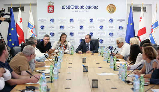 თბილისის მერიაში სამშენებლო სფეროს წარმომადგენლებთან ერთად ახალი საკანონმდებლო ინიციატივა განიხილეს