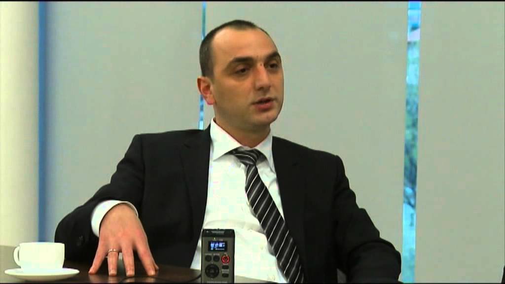 გიორგი ქადაგიძე მოქალაქეებს ურჩევს,  ბანკებს საკრედიტო ხელშეკრულებების რესტრუქტურიზაცია მოსთხოვონ