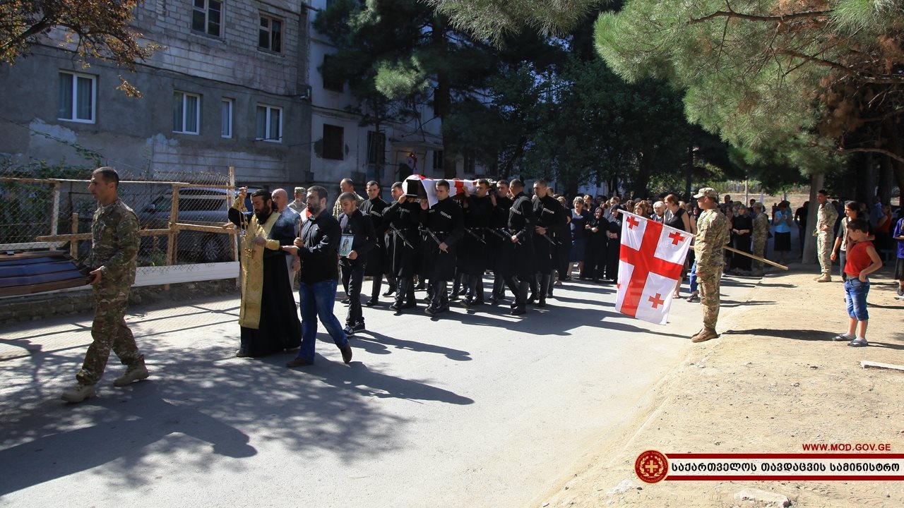 ავღანეთში დაღუპული ვასილ ყულჯანიშვილი რუსთავის ეკლესიაში გადაასვენეს