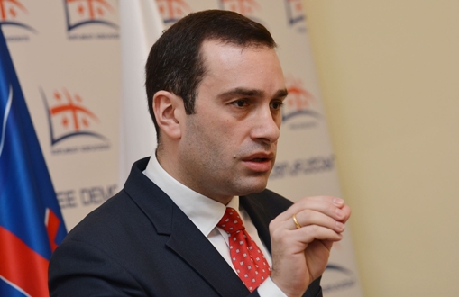 ირაკლი ალასანია: ნუ ჰგონია ივანიშვილს, რომ თავისუფალი დემოკრატები დაიშლება