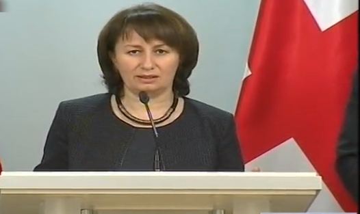 ფიქრია ჩიხრაძე: პრეზიდენტი კვლავ ითხოვს მთავრობის სხდომის მოწვევას გაზპრომის საკითხზე