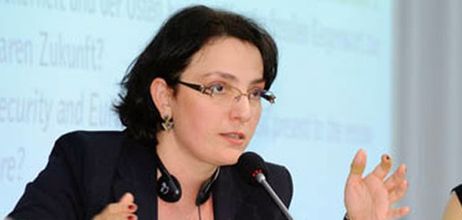 თინა ხიდაშელი: ქვეყანაში სიმშვიდის უზრუნველყოფის ერთ-ერთი ხაზი ახლა რუსთავი 2-ის ჟურნალისტებზე გადის