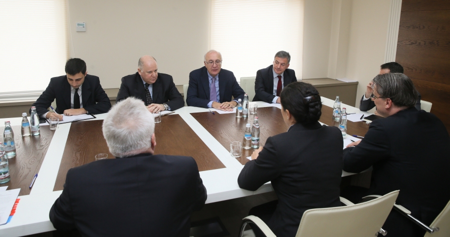 ზურაბ აბაშიძე რუსეთთან ურთიერთობის საკითხებში ეუთო-ში მუდმივ წარმომადგენლებს შეხვდა
