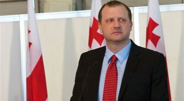 ყოფილმა ნაციონალებმა ახალ პოლიტიკურ ცენტრს ,,გირჩი“ დაარქვეს