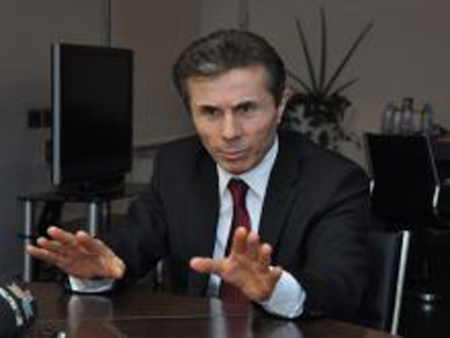 ივანიშვილი:  პრეზიდენტის რეზიდენციის საკითხის გადაჭრისთვის, სახელმწიფო სტრუქტურებმა თავისი უფლებამოსილება უნდა განახორციელონ