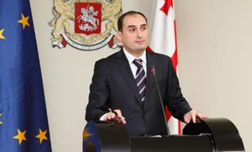 დიმიტრი ქუმსიშვილი ჩინური კორპორაციის მიერ, ყაბარდო-ბალყარეთიდან კოდორის ხეობამდე ავტომაგისტრალის მშენებლობას გამორიცხავს