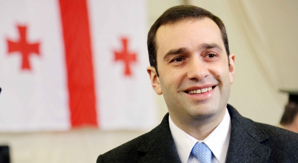 ირაკლი ალასანია: ზიზღის და ტალახის სროლაში ჩვენი ადგილი არ იქნება