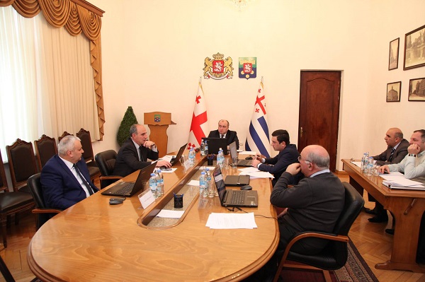 აჭარის მთავრობის სხდომაზე 11 საკითხს განიხილავენ