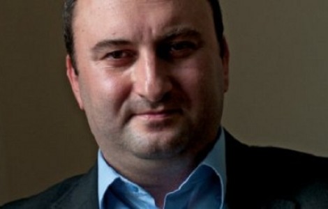 პარლამენტი ლევან მურუსიძეს უფლებამოსილებას ვადაზე ადრე შეუწყვეტს