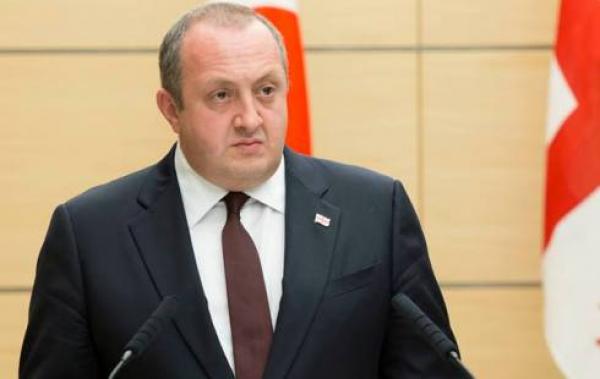პრეზიდენტი ეროვნული ბანკის შესახებ კანონმდებლობის გადახედვის ინიციატივით გამოდის