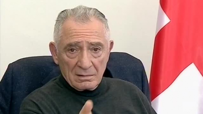 გოგი თოფაძეს პრეზიდენტთან  4 შენიშვნა აქვს