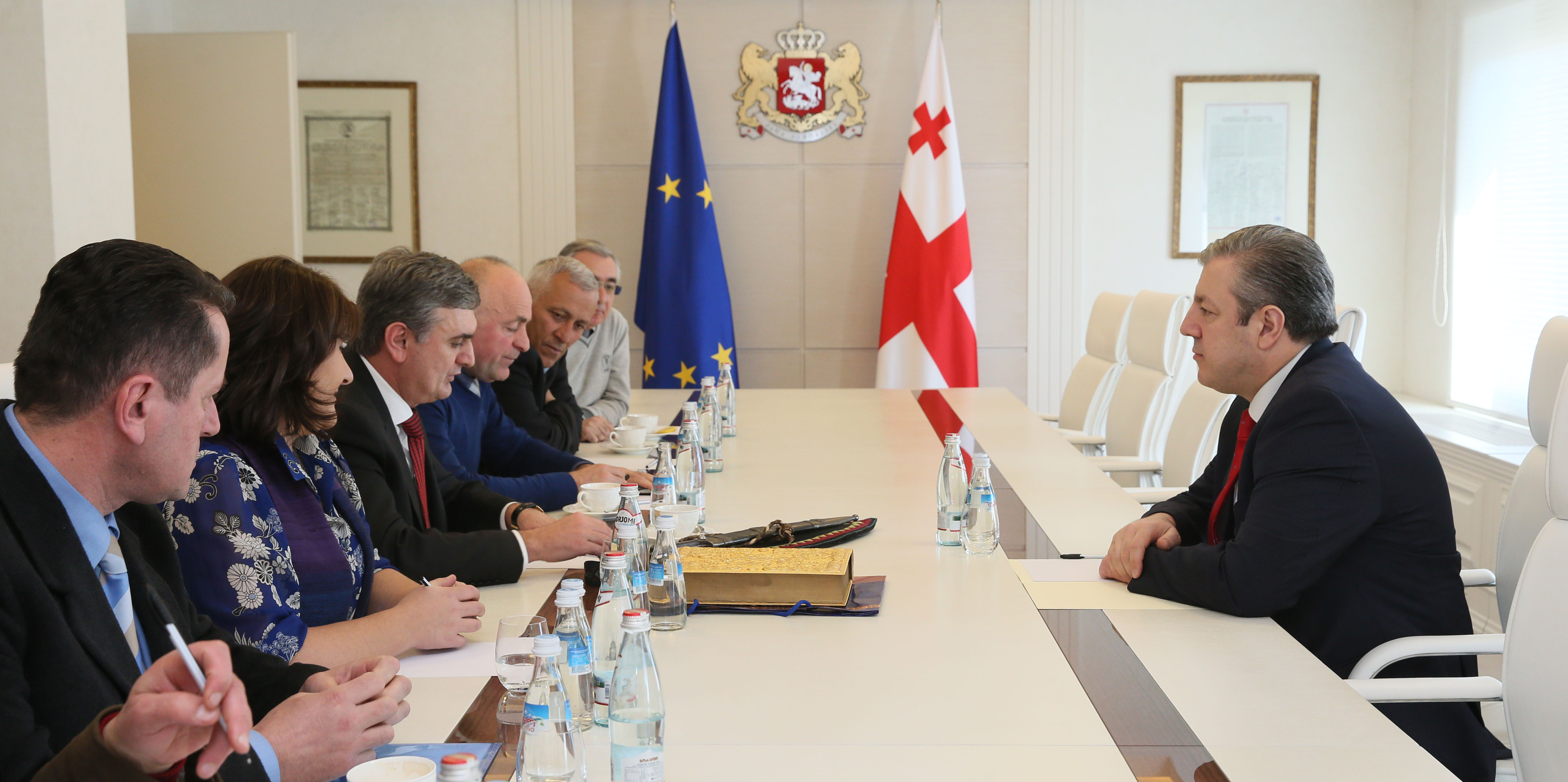 გიორგი კვირიკაშვილი „ავღანეთის ვეტერანთა საქართველოს კავშირის“ წევრებს შეხვდა