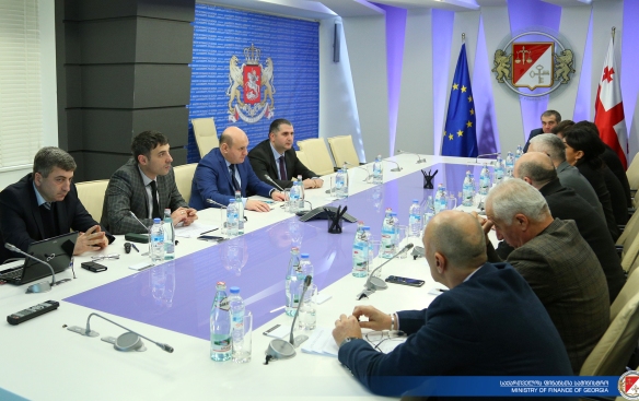 ნავთობპროდუქტების იმპორტიორთა ასოციაციის წარმომადგენლები მოგების გადასახადის რეფორმას გაეცნენ