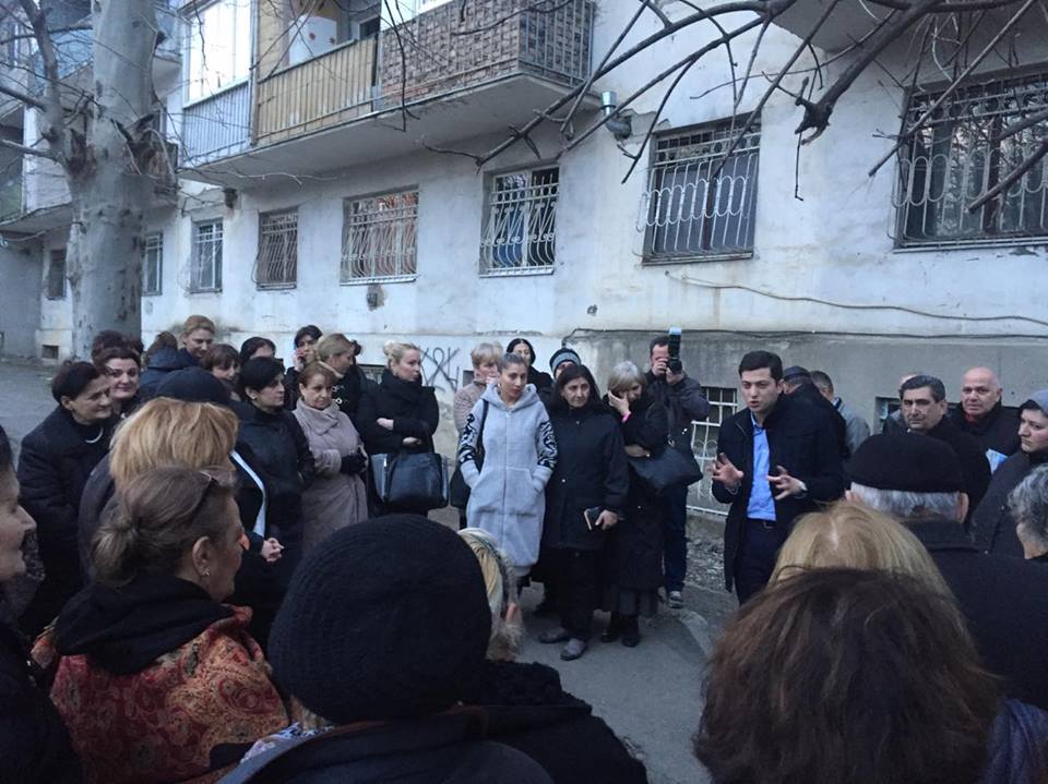 ზაზა გაბუნია გუდამაყრის ქუჩის მოსახლეობას შეხვდა