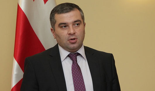 დავით ბაქრაძე პირადი ცხოვრების ამსახველი ვიდეომასალის გავრცელებას ეხმიანება 