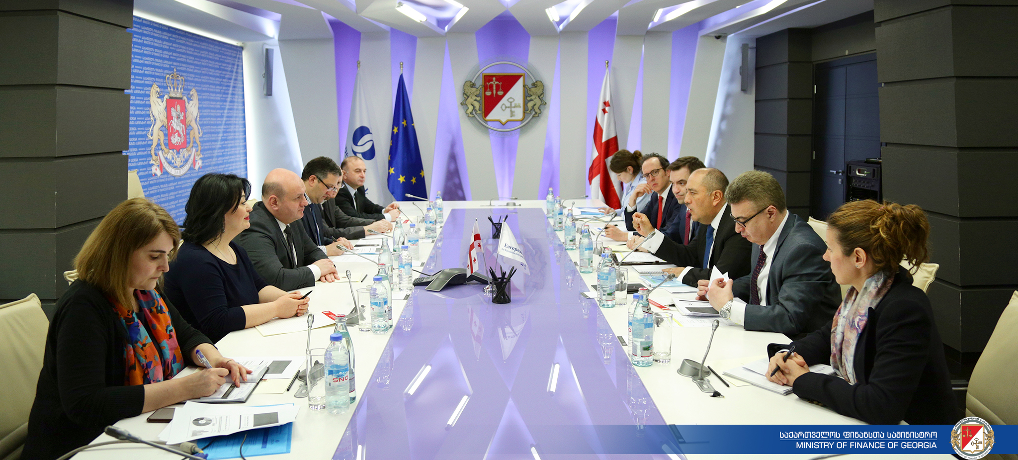ფინანსთა მინისტრი ნოდარ ხადური ევროპის რეკონსტრუქციისა და განვითარების ბანკის წარმომადგენლებს შეხვდა