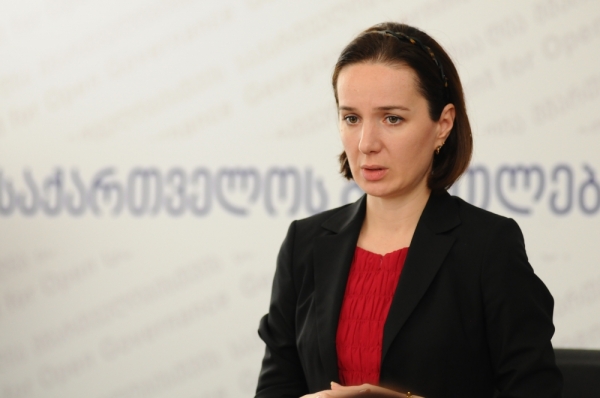 თამარ სანიკიძე: წინა პერიოდიდან გადმონაშთების ლიკვიდირება სასწავლო დაწესებულებებში, ნაბიჯ-ნაბიჯ უნდა მოხდეს