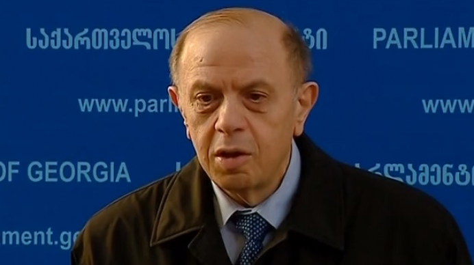 ლევან ბერძენიშვილი: დარწმუნებული ვარ, ქორწინების შესახებ საკონსტიტუციო ცვლილება მიღებული არ იქნება