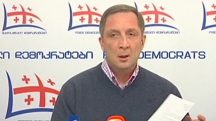 ალექსი პეტრიაშვილი: დიქტატურა ვერ გავა, ბიჭებს ციხეში არ დავტოვებთ