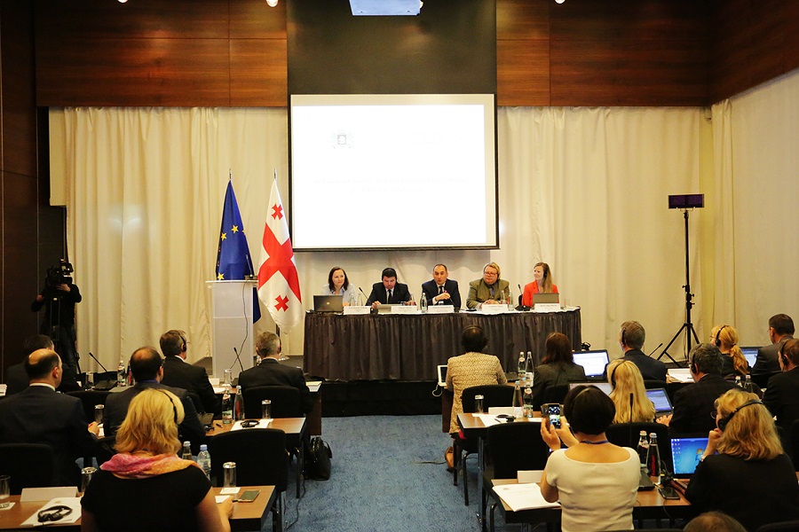 დიმიტრი ქუმსიშვილმა საფოსტო რეგულაციების ევროპის კომიტეტის პლენარული სხდომა გახსნა 